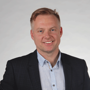 Richard Lynders,,CEO, eBlueprint