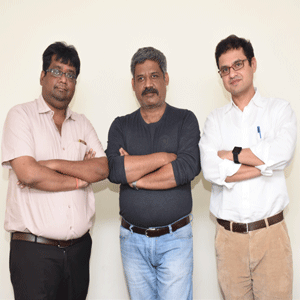 Abhishek Datt, Manoj Kumar & Rajeev Lakhanpal,CTO , COO & CFO, taashee linux services Abhishek Datt, Manoj Kumar & Rajeev Lakhanpal,CTO , COO & CFO, taashee linux services