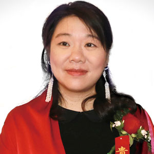 Maggie Chen,CEO, SinoServices Maggie Chen,CEO, SinoServices