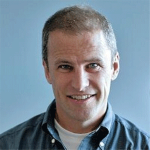 Hybrid Cloud Shifts Towards Innovative Services