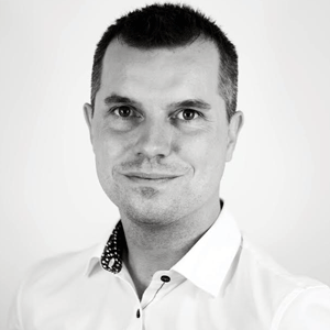 Corporate Banking: A helping hand with an aggregated view of the user experience