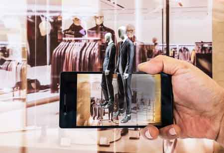 Changing Scenario of Retail with 3D and AR