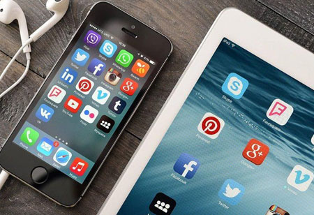 Why Small Businesses Should Invest in Mobile Applications
