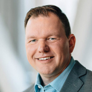 Challenges to Data Analysis in Hospitality Industry