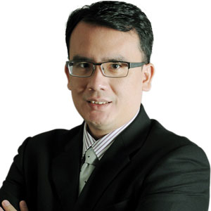 Financial Service's Battle Against Fraudulent Activities Using Big Data Analytics