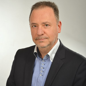 Artificial intelligence to boost Smart Manufacturing Myths and realities