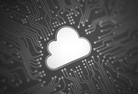 Migrating Databases to the Cloud: Challenges and Opportunities